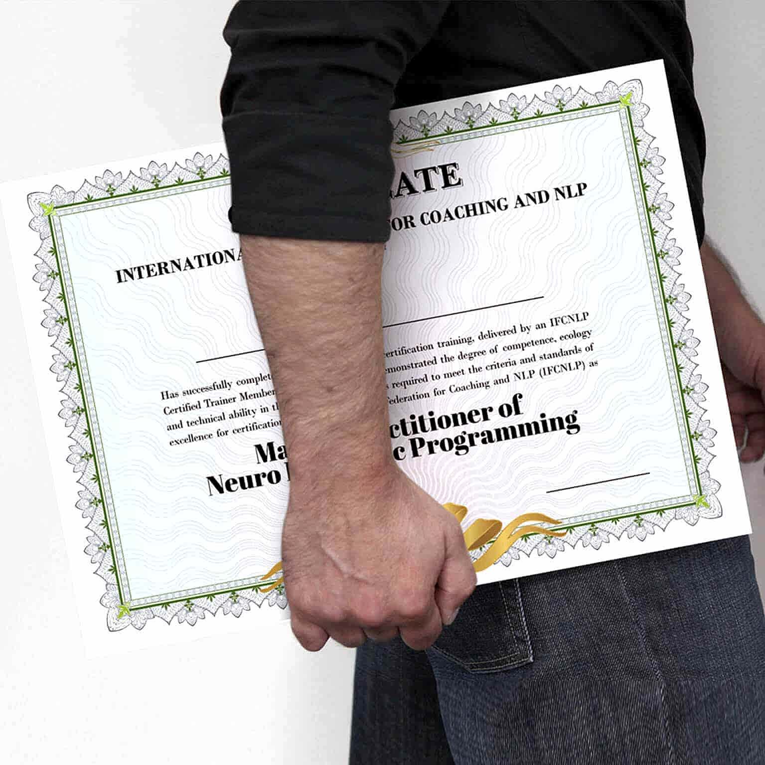 Печать подарочных сертификатов на пенокартоне