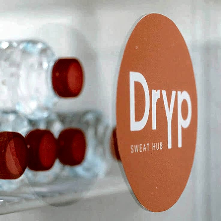 Печать наклеек на стекло