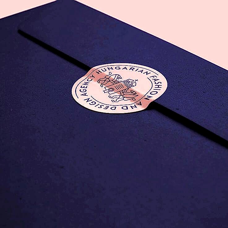 Печать наклеек на конверты